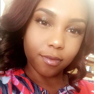 Meet your Posher, Jalisa