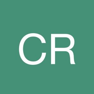 Meet your Posher, Carolina