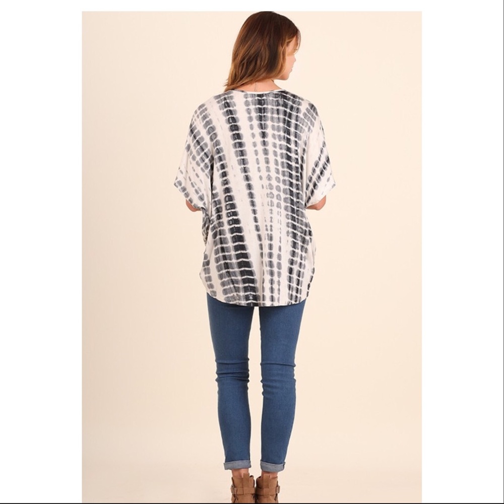 ๐2X HP ๐ Midnight Tie Dye V-Neck Wrap Top SM-LG - Picture 3 of 8