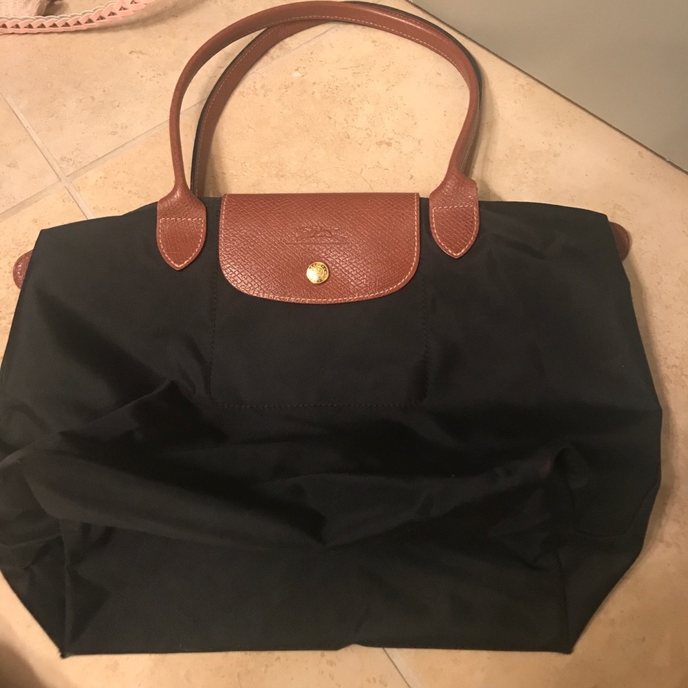 Longchamp medium shoulder tote