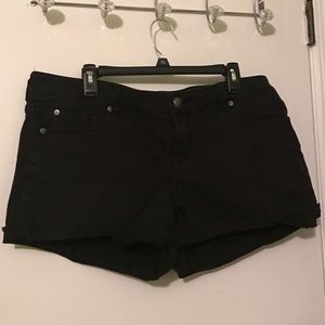 Torrid Black Denim Shorts; Size 18