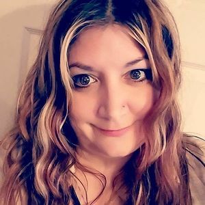 Meet your Posher, Marie