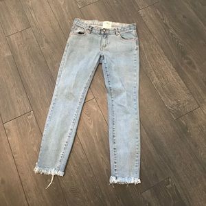 One Teaspoon Light Wash Skinny Jeans Size 27