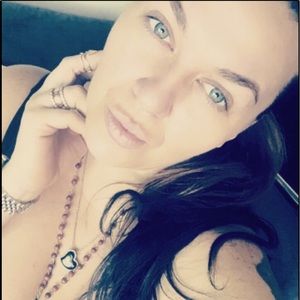 Meet your Posher, Ania