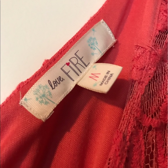 Love, Fire dress with pockets and cut out back! - Picture 2 of 3