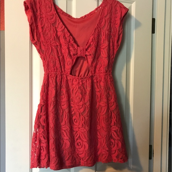 Love, Fire dress with pockets and cut out back! - Picture 3 of 3