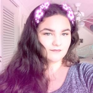 Meet your Posher, Ella