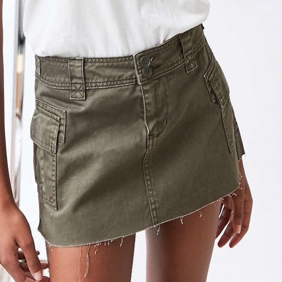 Urban Outfitters Dresses & Skirts - URBAN outfitters Cargo skirt! BDG / never worn!