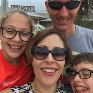 Meet your Posher, Amy