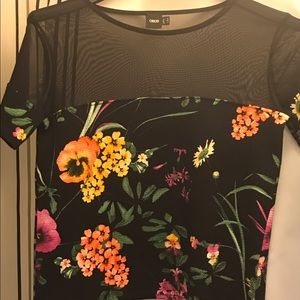 Floral print top!