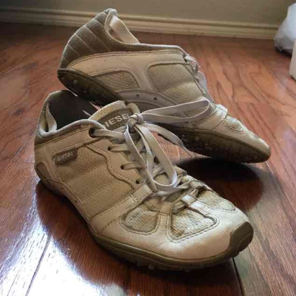 Diesel "Whitney" Shoes tan and white