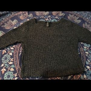 FOREVER 21 long sleeve crop top