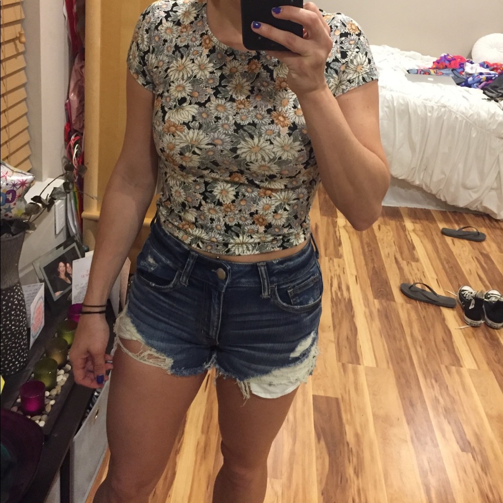NWT flower crop top