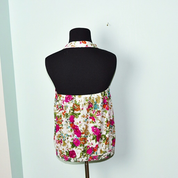 Adorable Pink Floral Print Ruffle Blouse - Picture 2 of 2