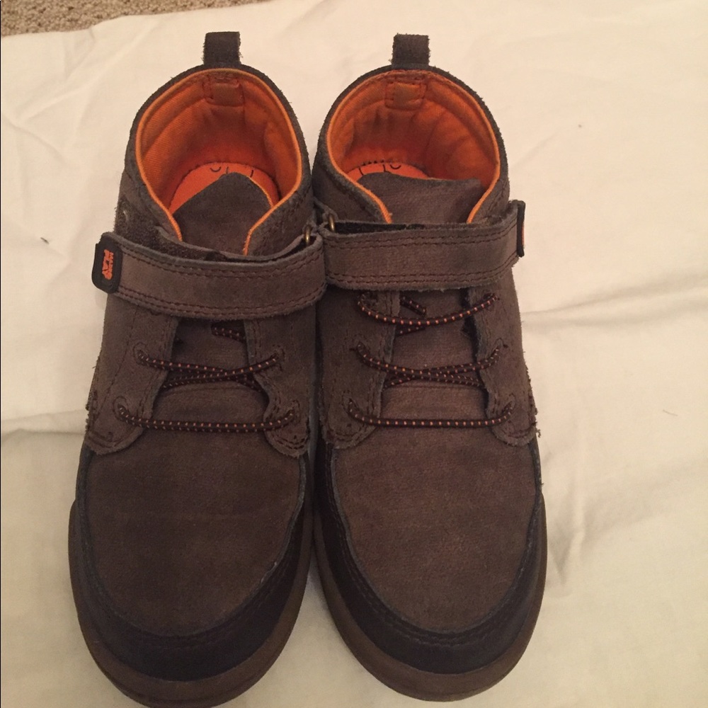 Stride Rite Made 2 Play Memory Foam boys size 1w