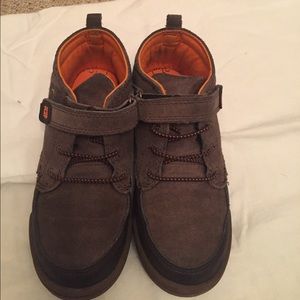 Stride Rite Made 2 Play Memory Foam boys size 1w