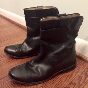 Frye Paige Black Short Leather Boot