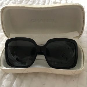 Chanel Sunglasses Style 5149-b