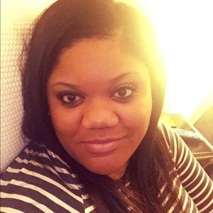 Meet your Posher, Sheena