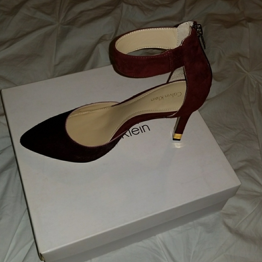 Beautiful, worn only once Calvin Klein heels