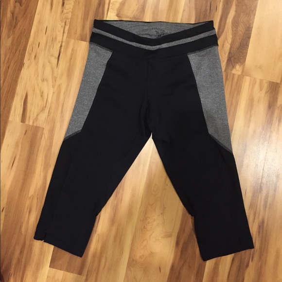 Champion workout pants - Picture 2 of 4