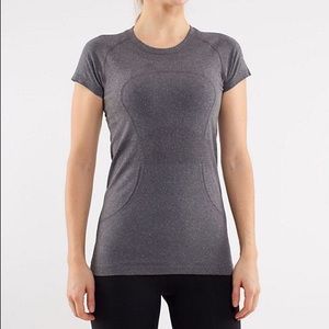 SOLDLululemon Swiftly Tech Short Sleeve S:12