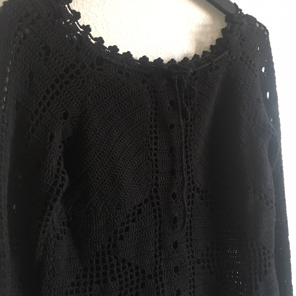 Knitted black Long Sleeve Top