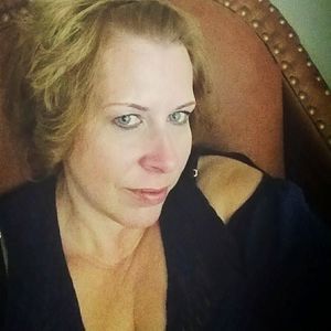 Meet your Posher, Debra