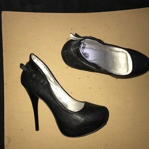 Black Charlotte Russe Heels