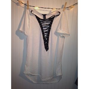Loose lace-up white tee