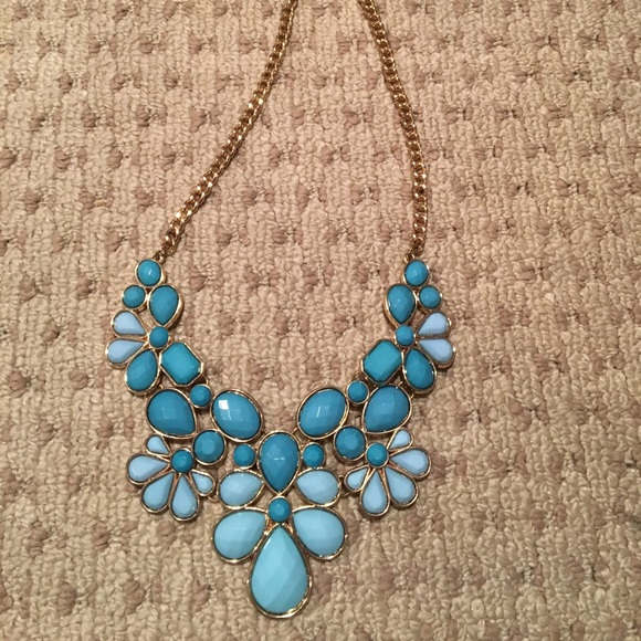Blue statement necklace! - Picture 1 of 2