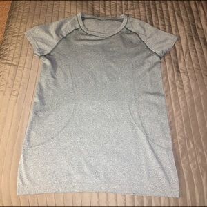SOLD Lululemon Swiftly Tech Short Sleeve