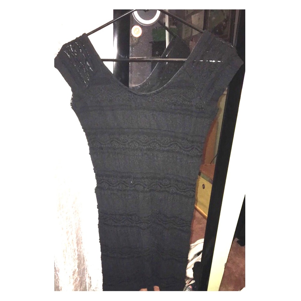 tight fitting black dress from Forever 21