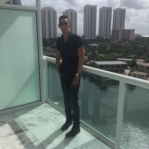 Meet your Posher, Yoan pedro