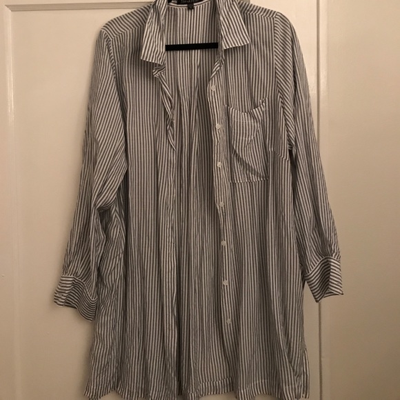 Grey blouse - Picture 1 of 2