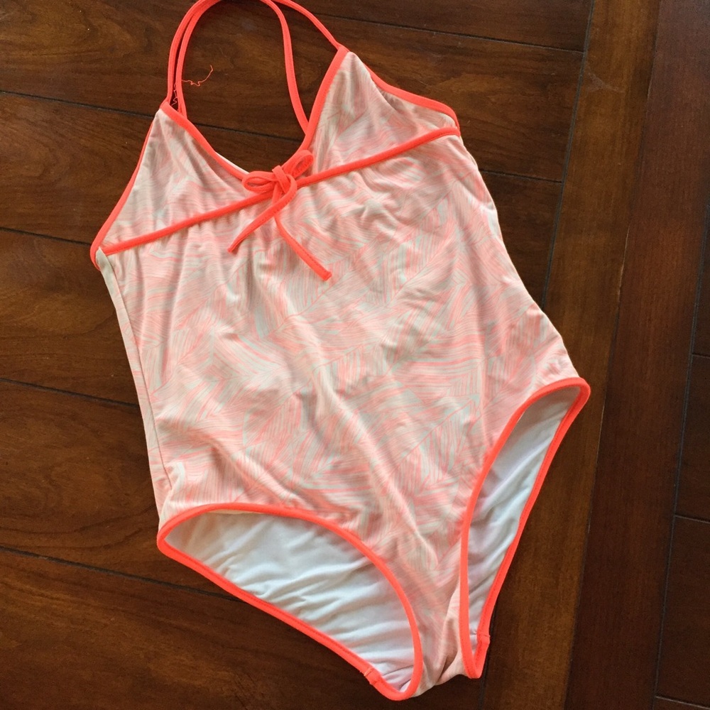 MILLY girl's swimsuit good condition. Size 10
