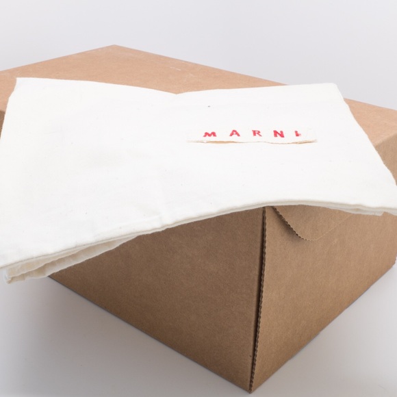 Marni Patent Leather Heel 38 - Picture 7 of 7