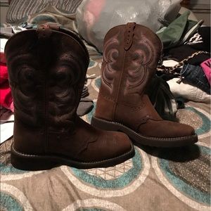 Justin Gypsy aged bark boots