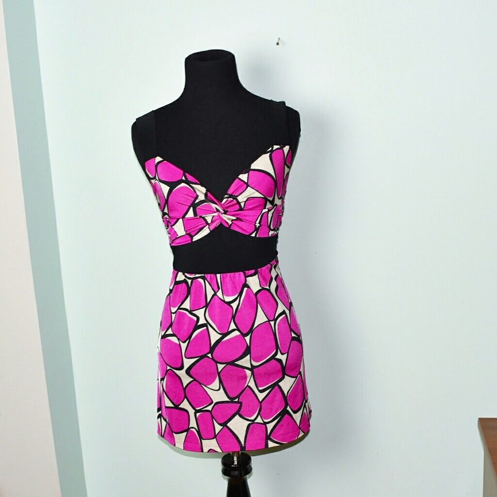 Gorgeous Pink Print Flowy Blouse - Picture 1 of 2