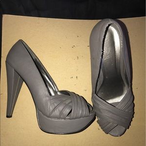 Gray Heels