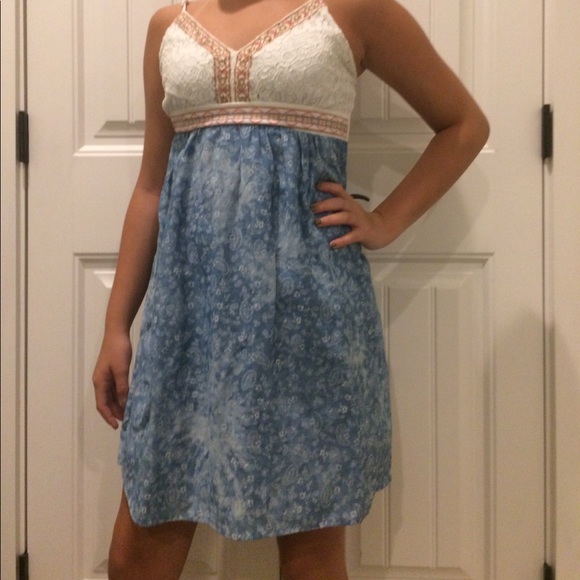 Dress - Picture 1 of 2