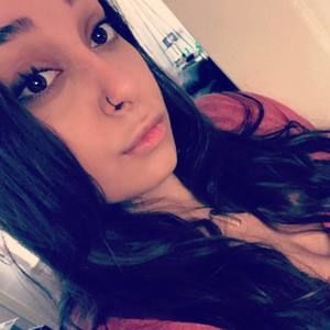 Meet your Posher, Desireé