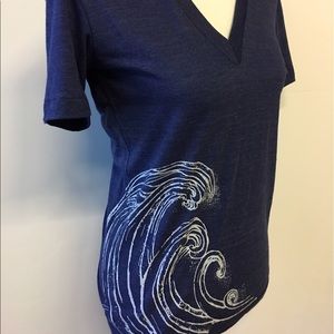 Waves 🌊 Deep V Neck T-shirt