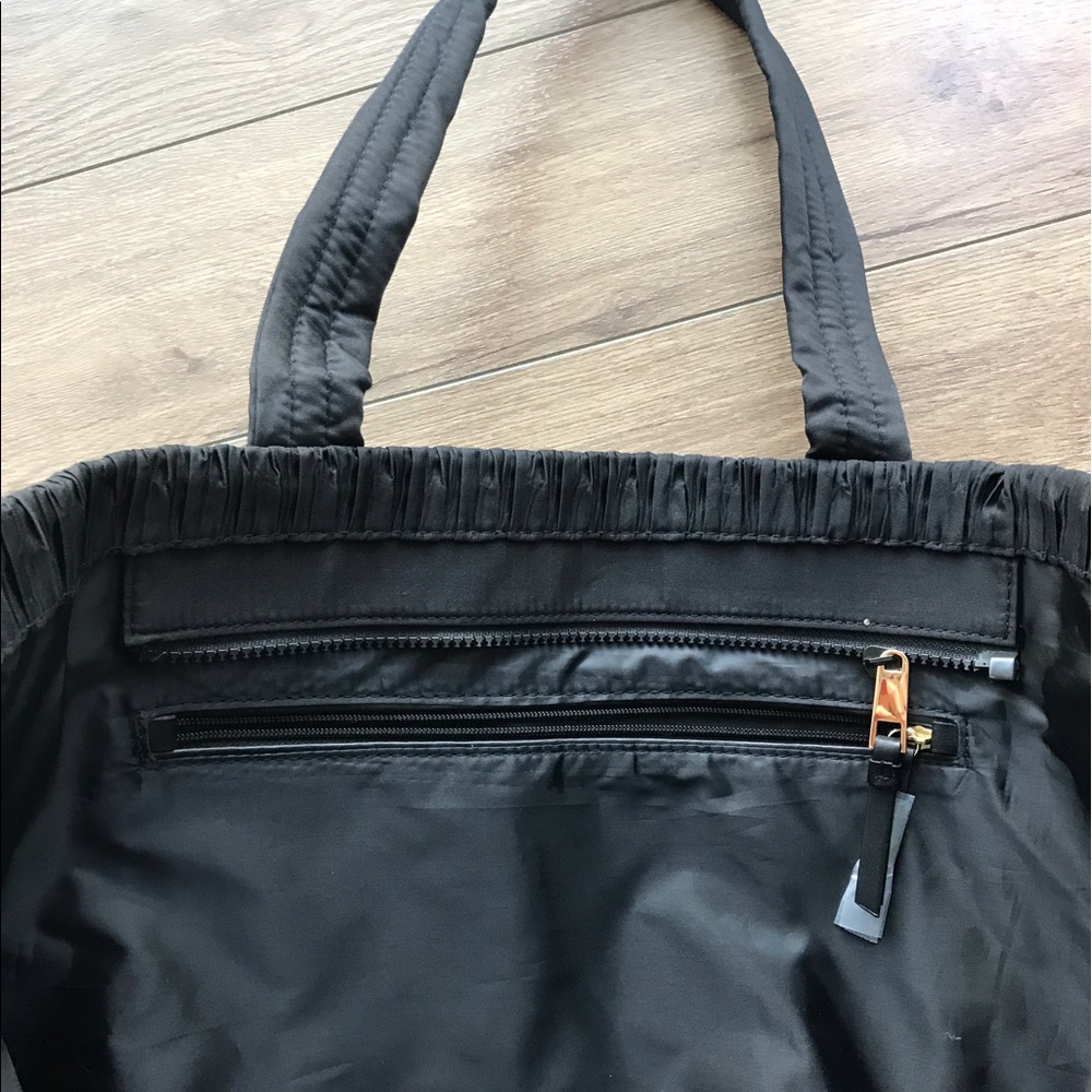 NWOT Victoria's Secret tote bag limited edition - Picture 4 of 5
