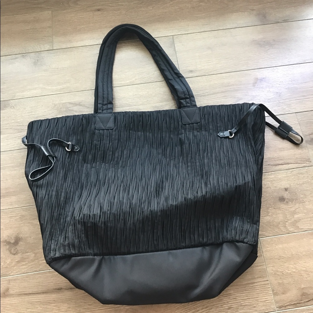 NWOT Victoria's Secret tote bag limited edition - Picture 5 of 5