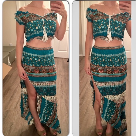 Boho Chic tassel Crop Top & Skirt - Picture 2 of 3