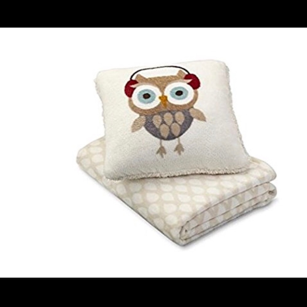 Owl Pillow & Throw Blanket