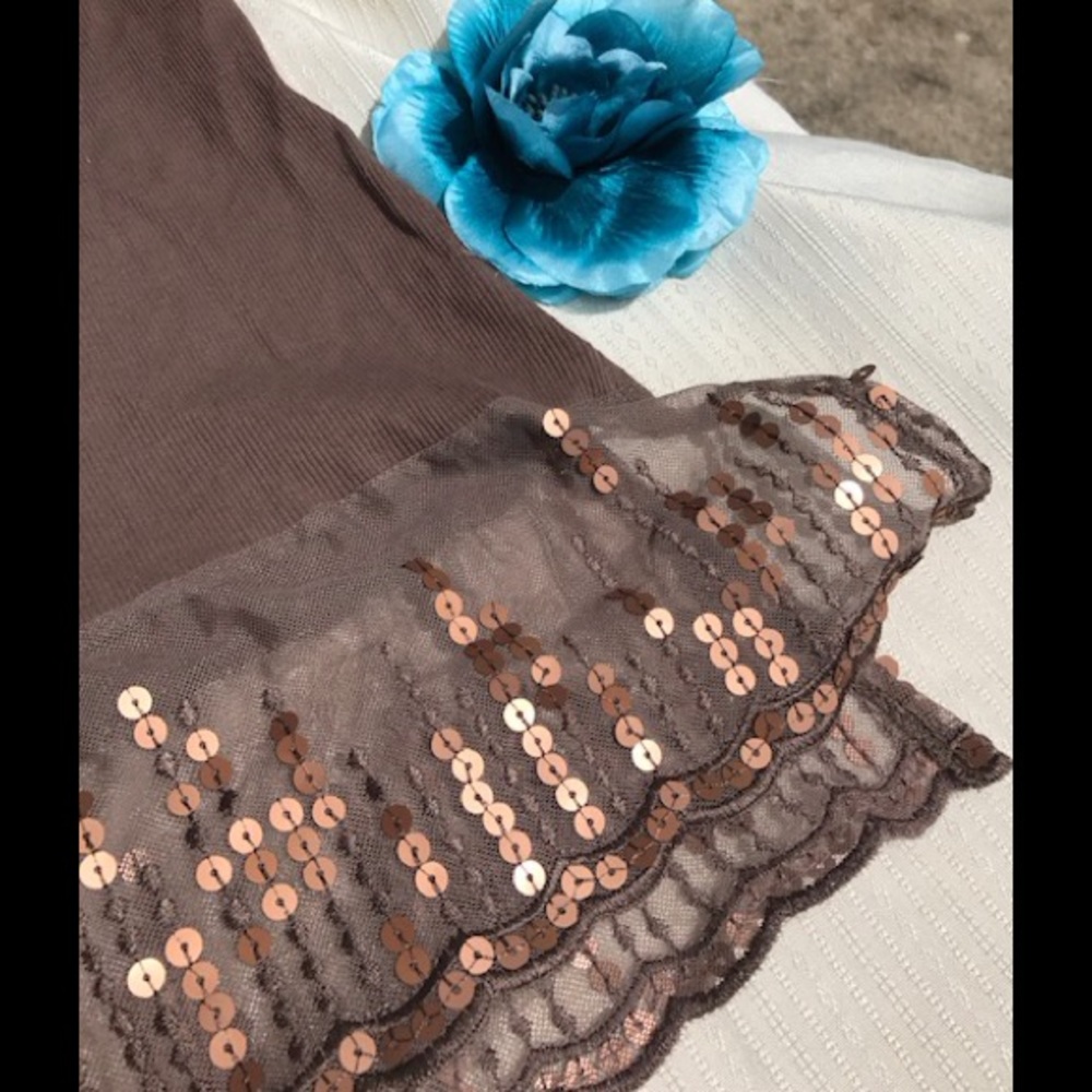Embellished tank top brown tan Sequin tank top, small, light brown bronze sequin - Picture 6 of 8