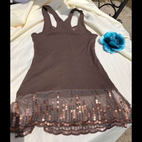 Embellished tank top brown tan Sequin tank top, small, light brown bronze sequin - Picture 3 of 8