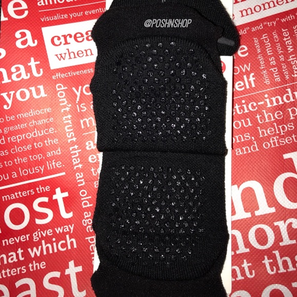 Lululemon Socks - Picture 5 of 6